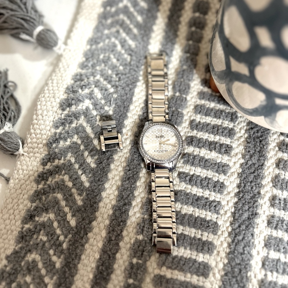 Beautiful Coach Women’s watch!🔥😍